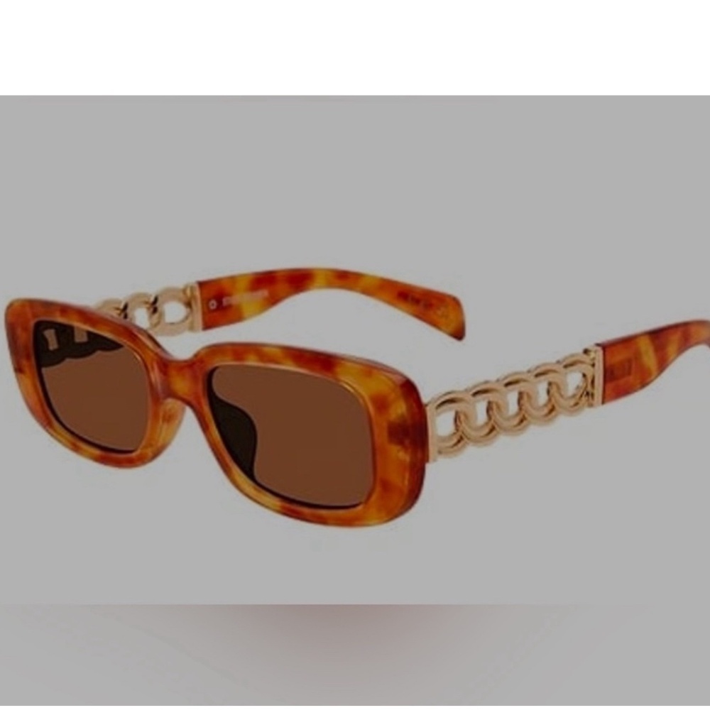 *NEW* Steve Madden Felicia Tortoise Sunglasses